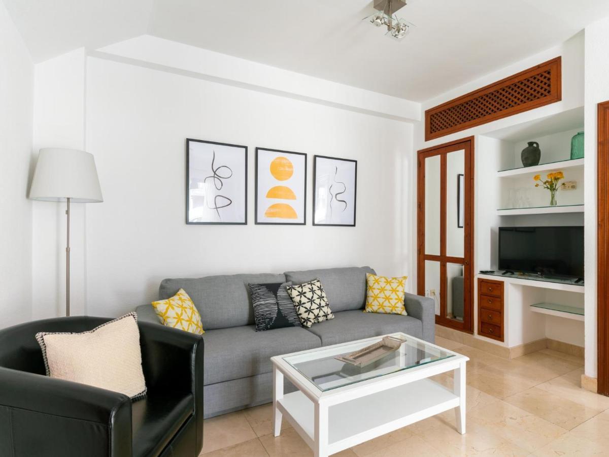 Vr Excelente Ubicacion Luminoso Apt Para Parejas Sevilla Eksteriør billede